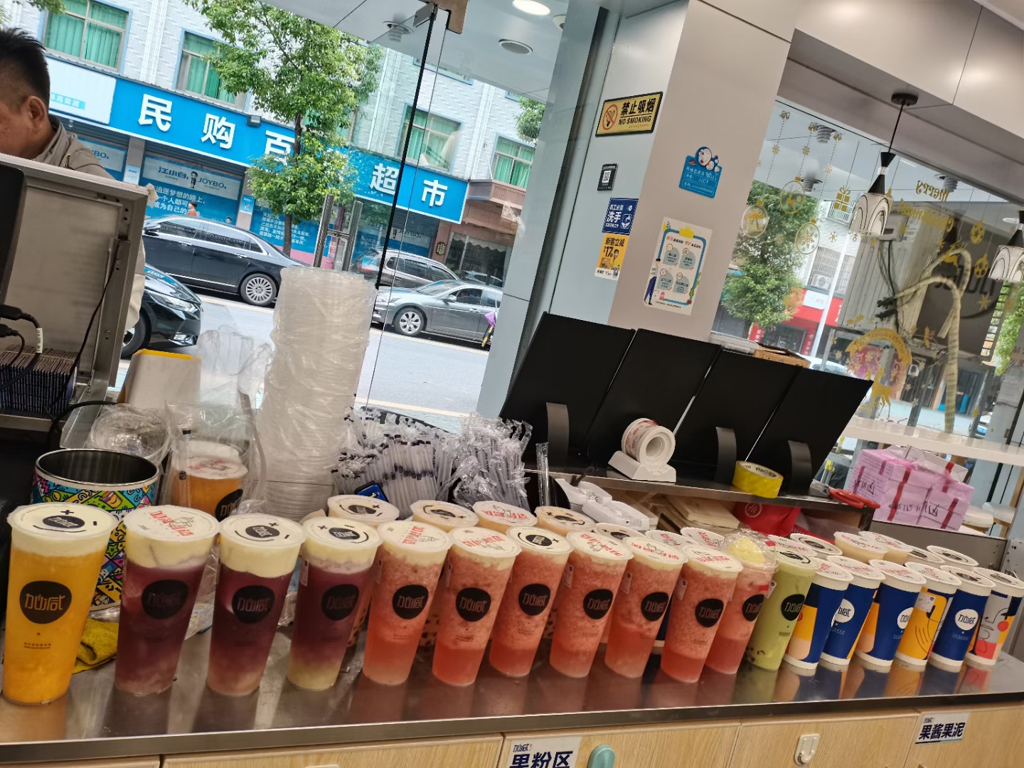 奶茶行业将迎来爆发期，加盟连锁开店无压力